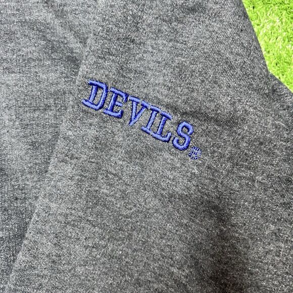 Duke Blue Devils Mens Gray Embroidered College Classic Crew Sweatshirt - Picture 4 of 7